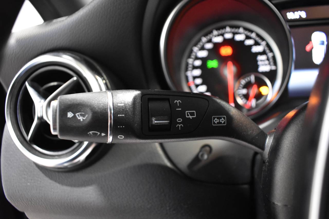 MERCEDES-BENZ GLA en Minoautos