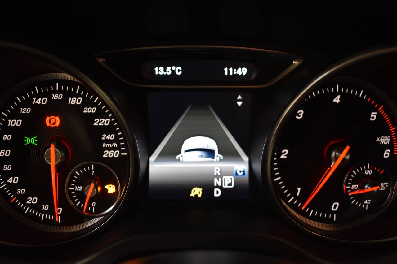 MERCEDES-BENZ GLA en Minoautos