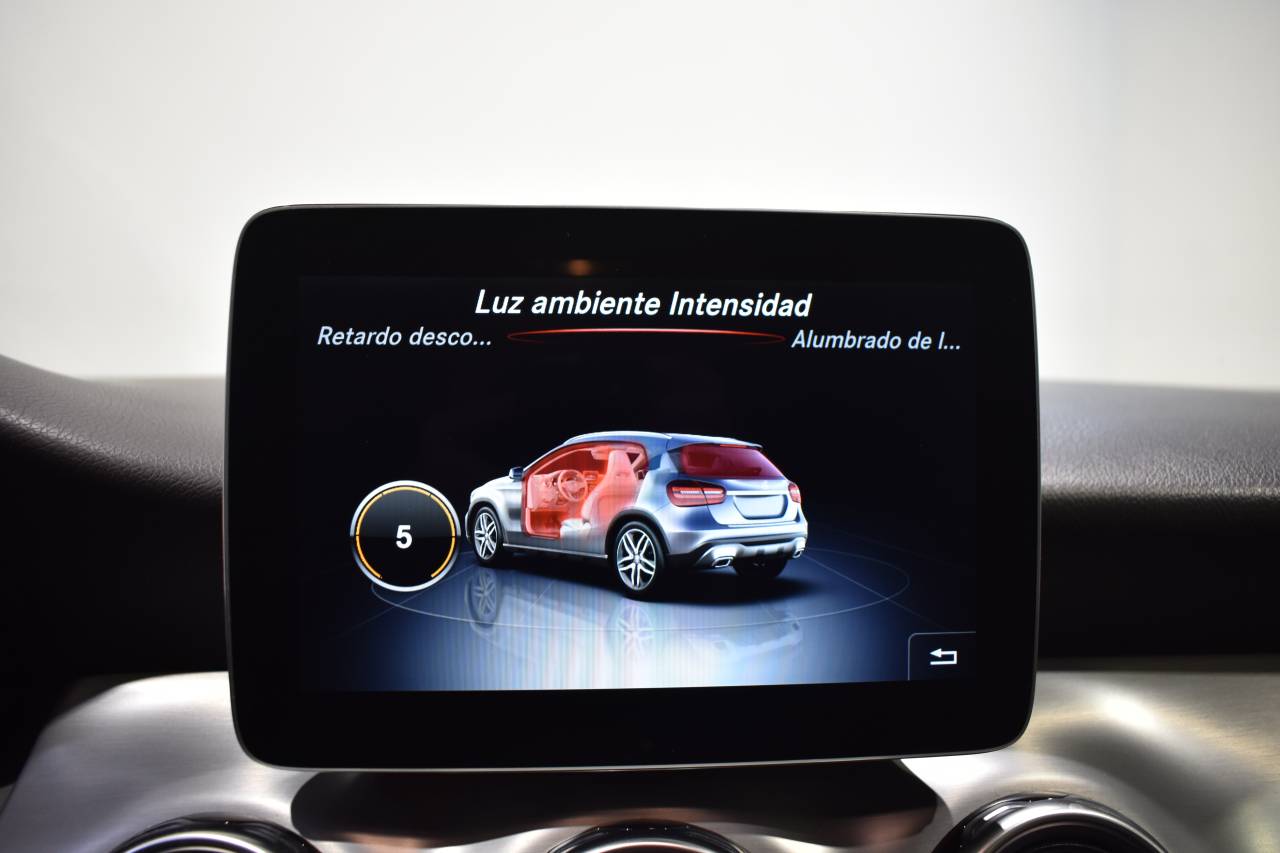 MERCEDES-BENZ GLA en Minoautos