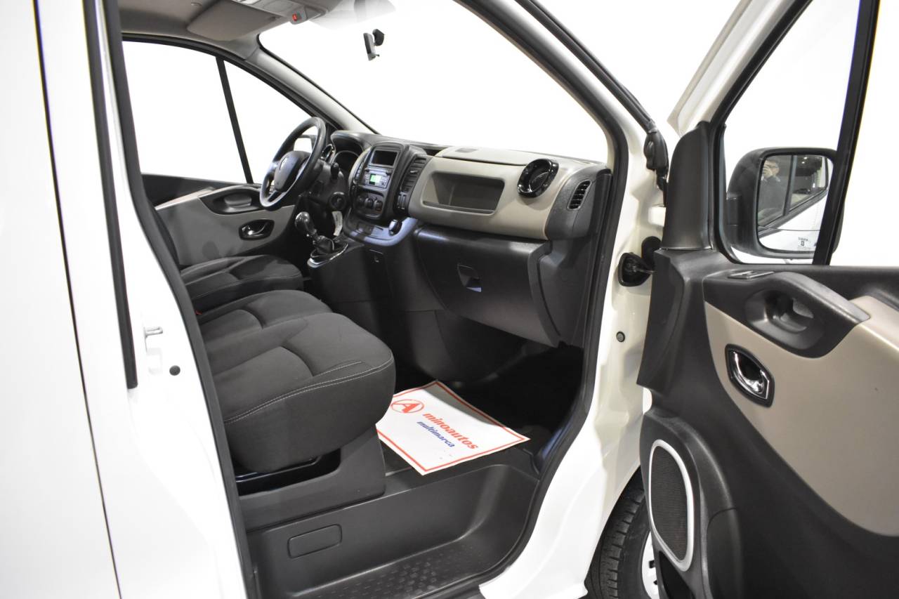 RENAULT TRAFIC en Minoautos