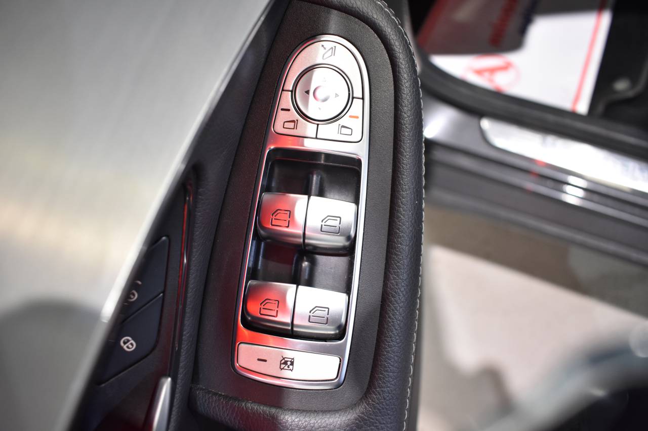 MERCEDES-BENZ GLC COUP� en Minoautos