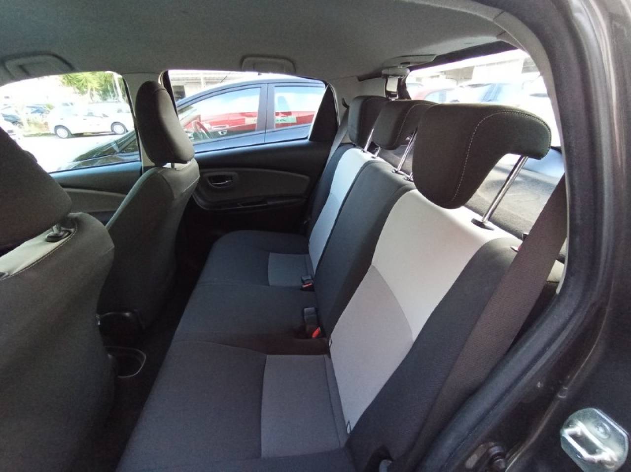 TOYOTA YARIS en Minoautos