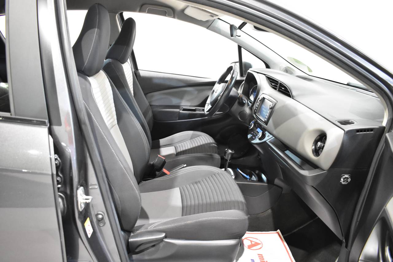 TOYOTA YARIS en Minoautos