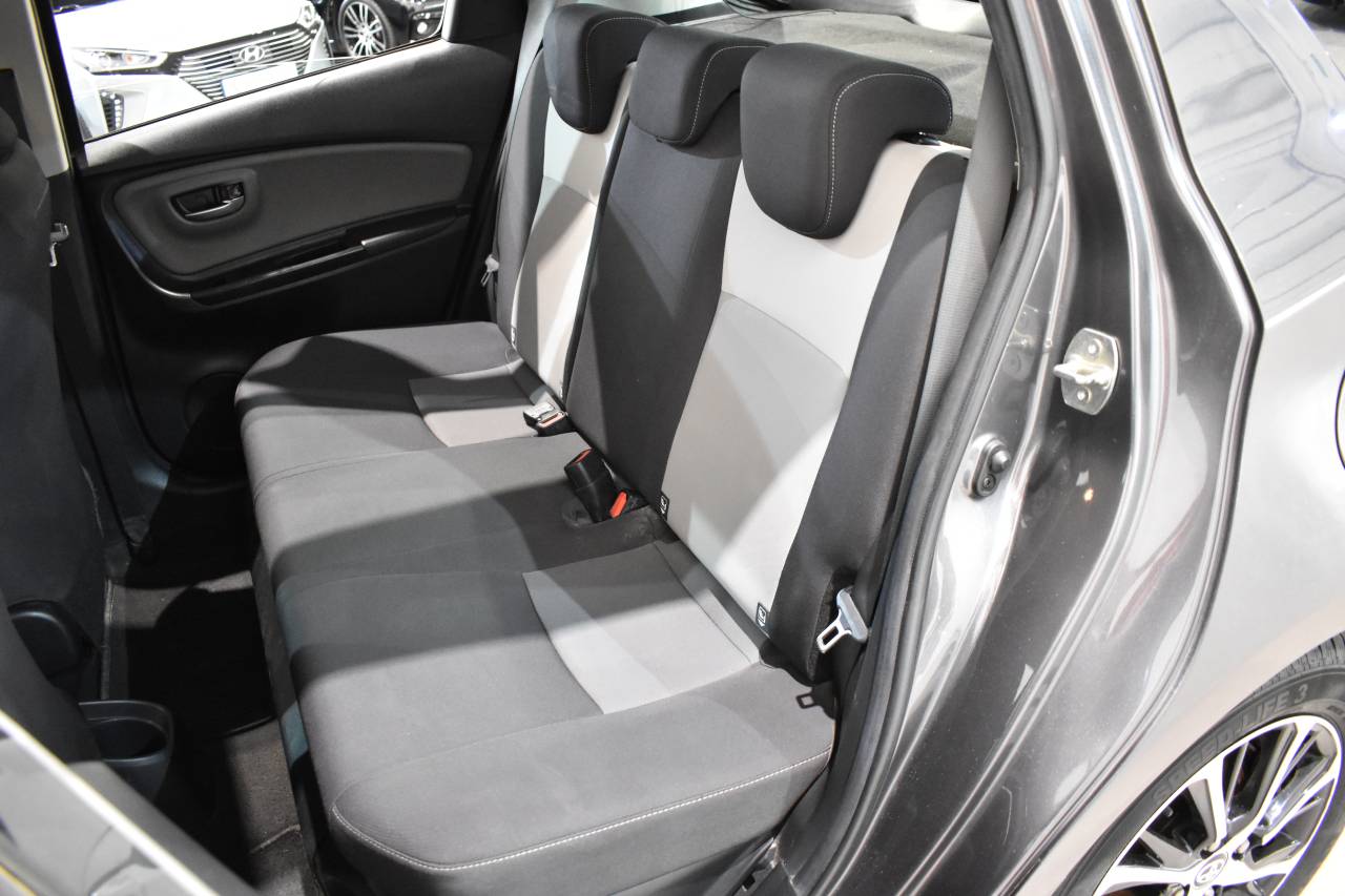 TOYOTA YARIS en Minoautos