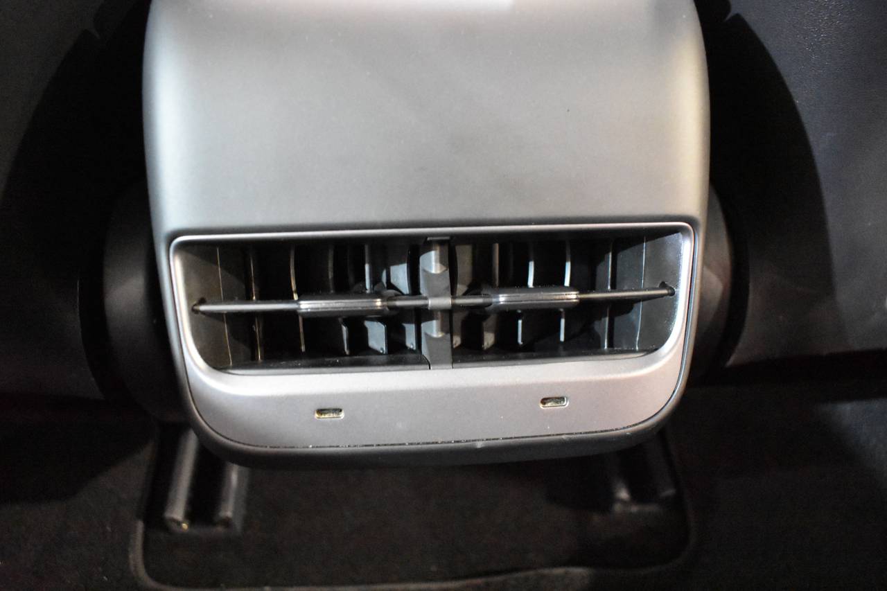 TESLA MODEL 3 en Minoautos