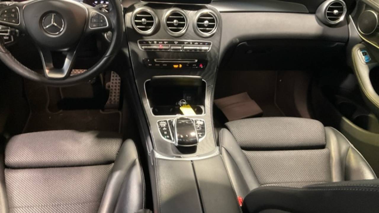 MERCEDES-BENZ GLC COUP� en Minoautos