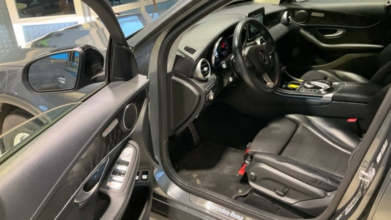 MERCEDES-BENZ GLC COUP� en Minoautos