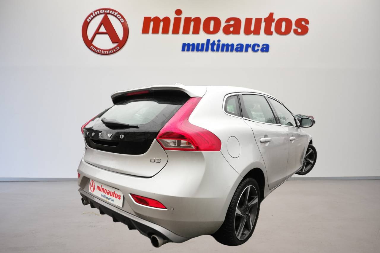 VOLVO V40 en Minoautos