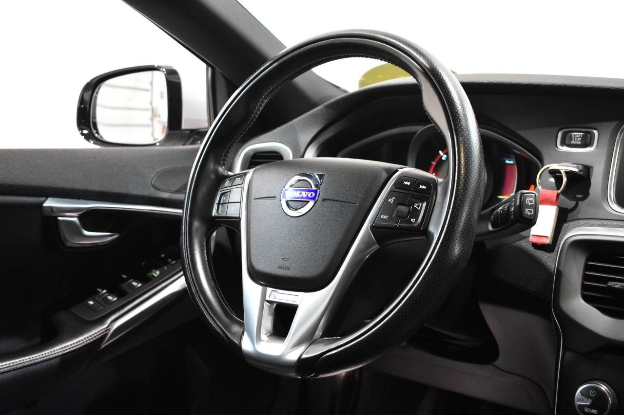 VOLVO V40 en Minoautos