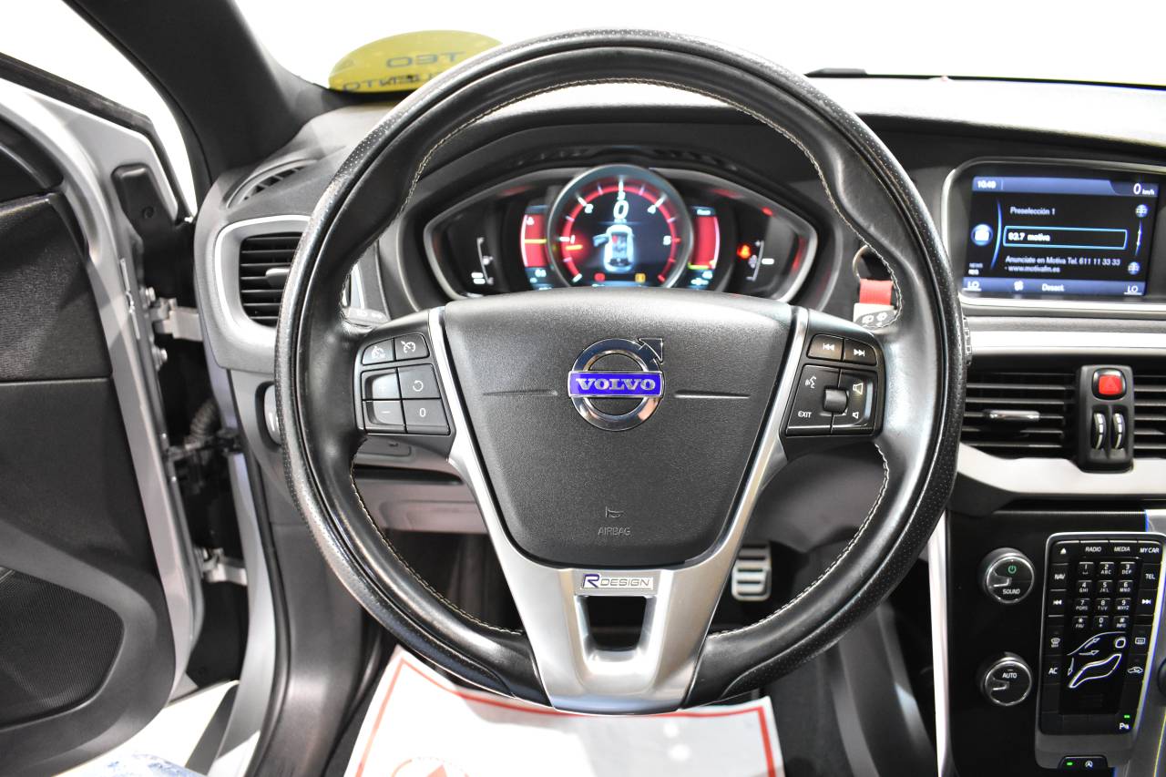 VOLVO V40 en Minoautos