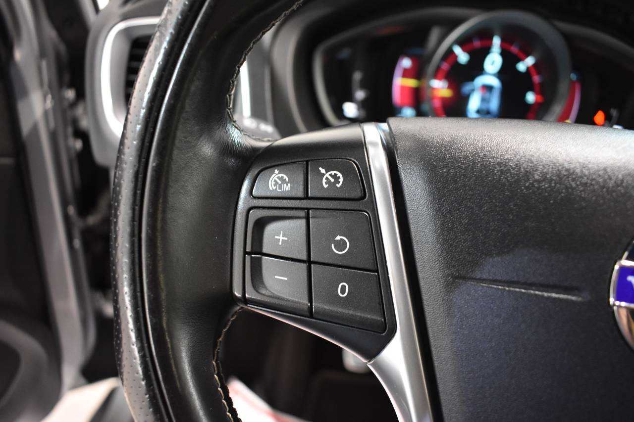 VOLVO V40 en Minoautos