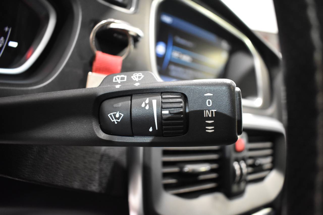 VOLVO V40 en Minoautos