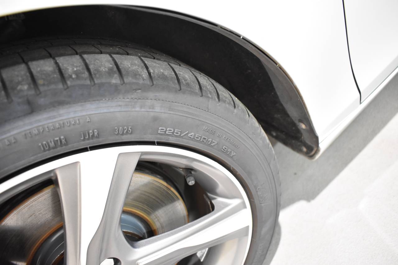 VOLVO V40 en Minoautos