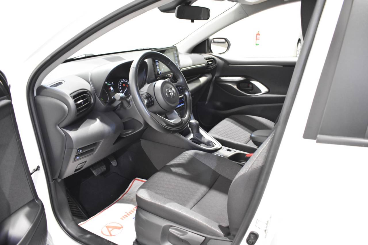 TOYOTA YARIS en Minoautos