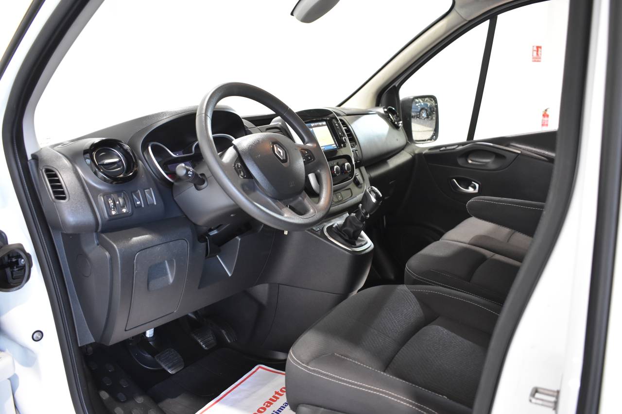 RENAULT TRAFIC en Minoautos