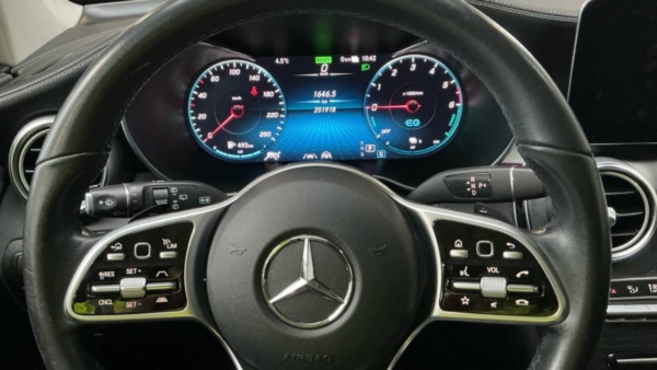 MERCEDES-BENZ GLC