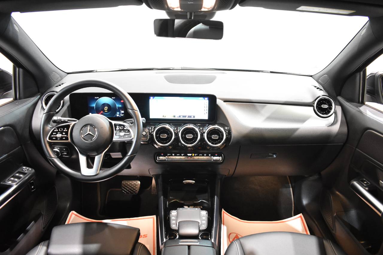 MERCEDES-BENZ GLA en Minoautos