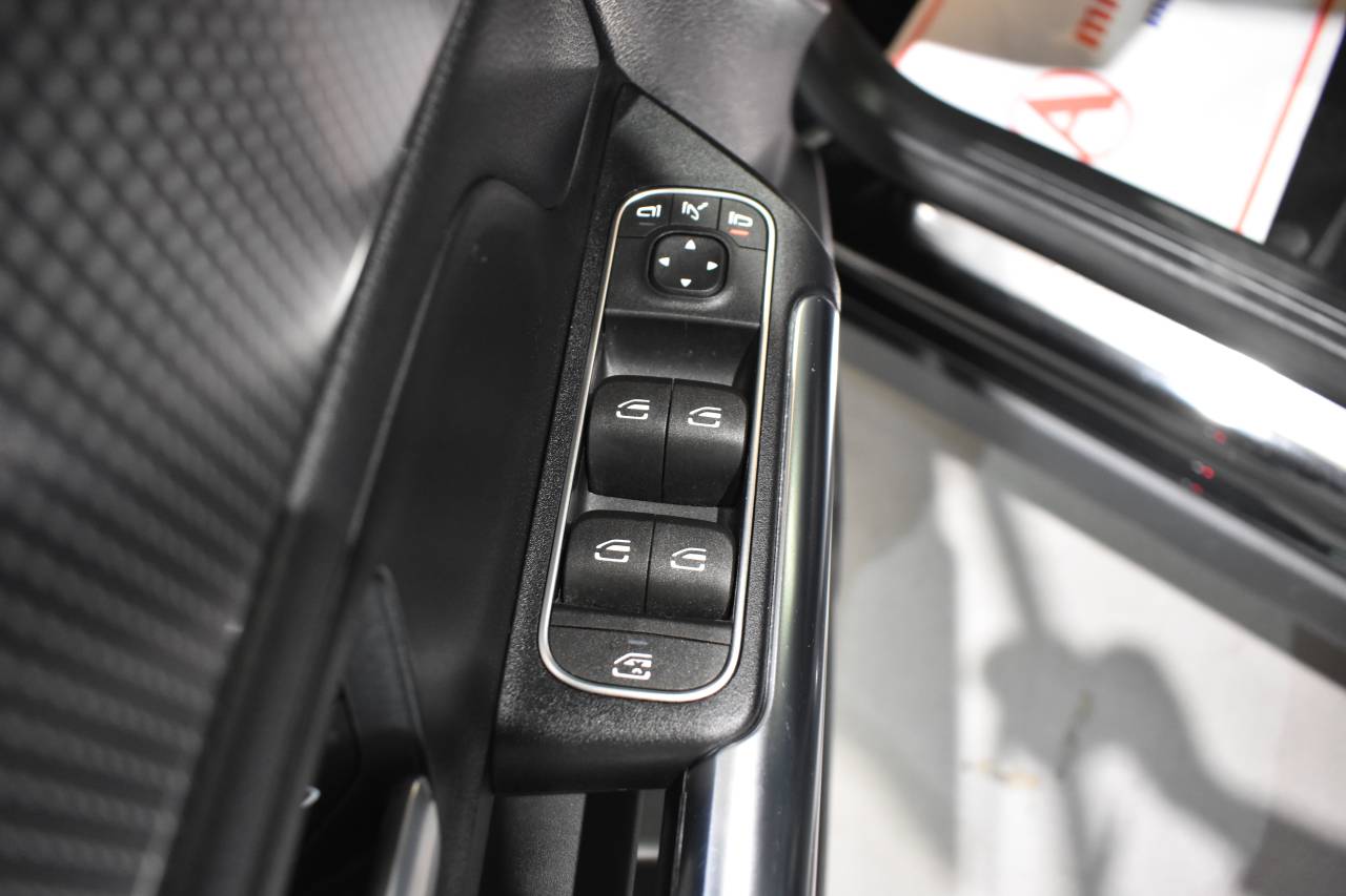 MERCEDES-BENZ GLA en Minoautos