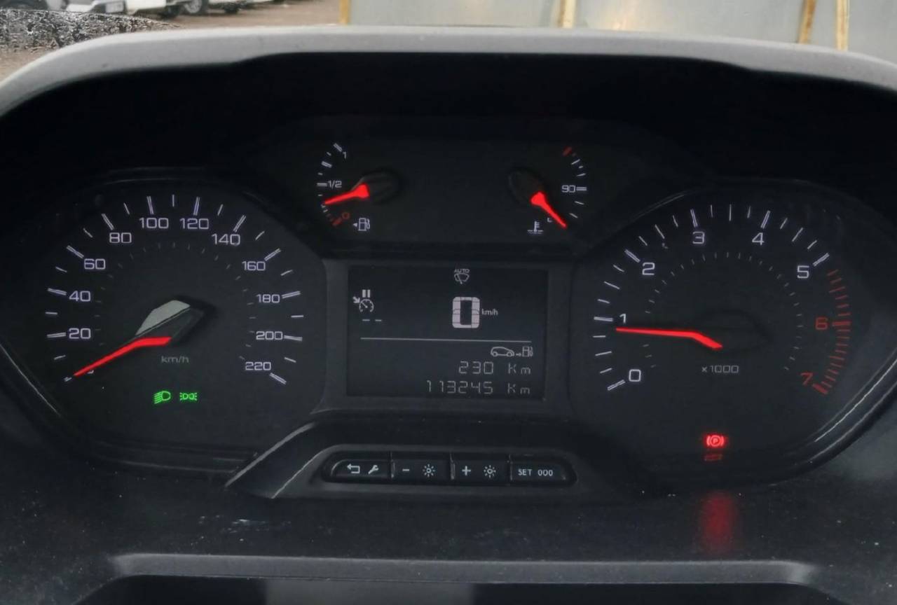 PEUGEOT PARTNER en Minoautos