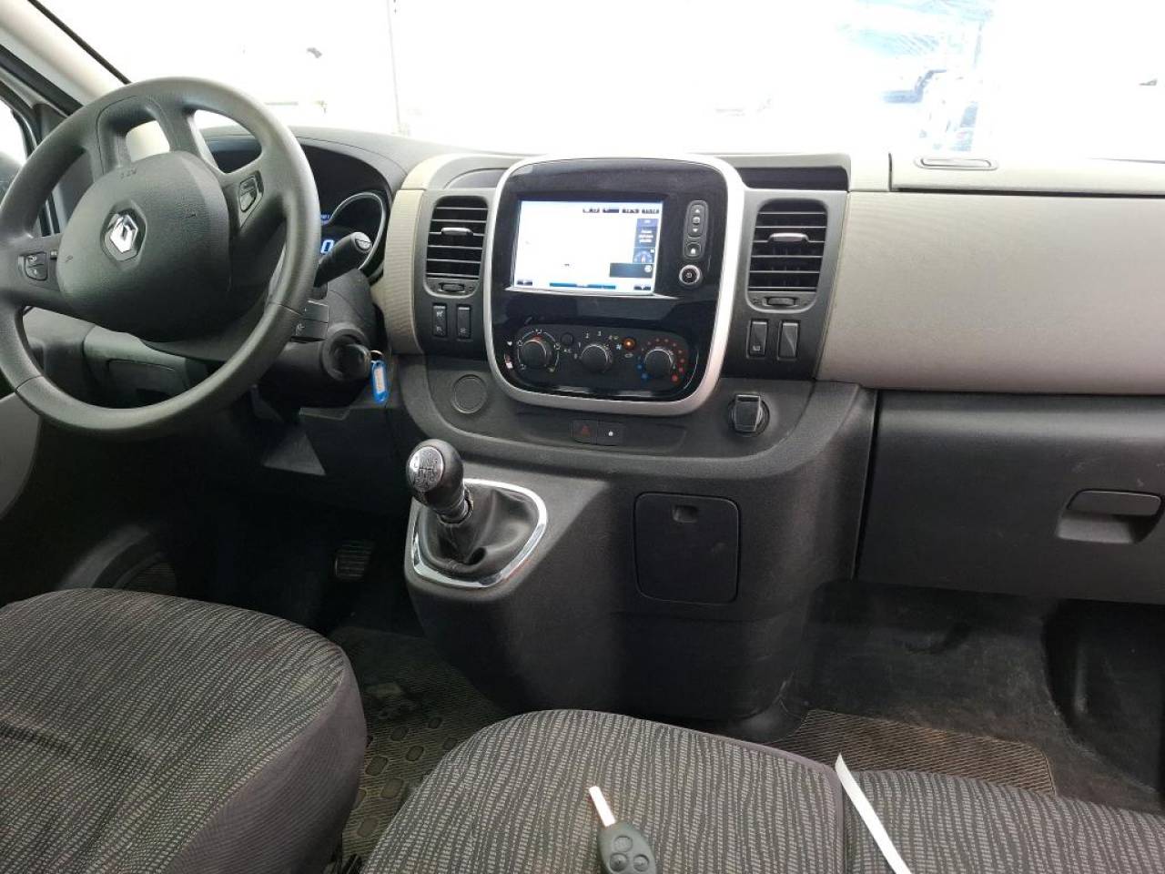 RENAULT TRAFIC en Minoautos