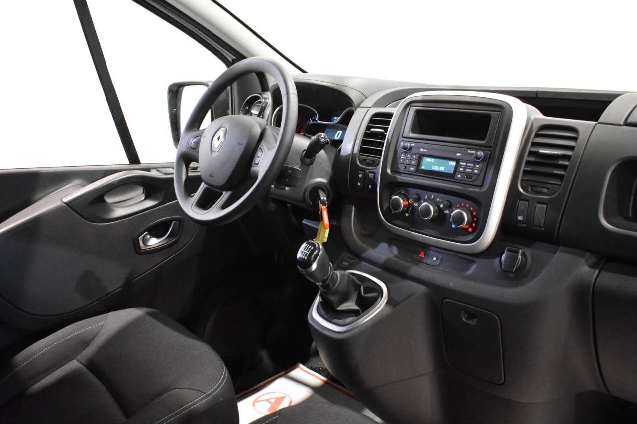 RENAULT TRAFIC en Minoautos