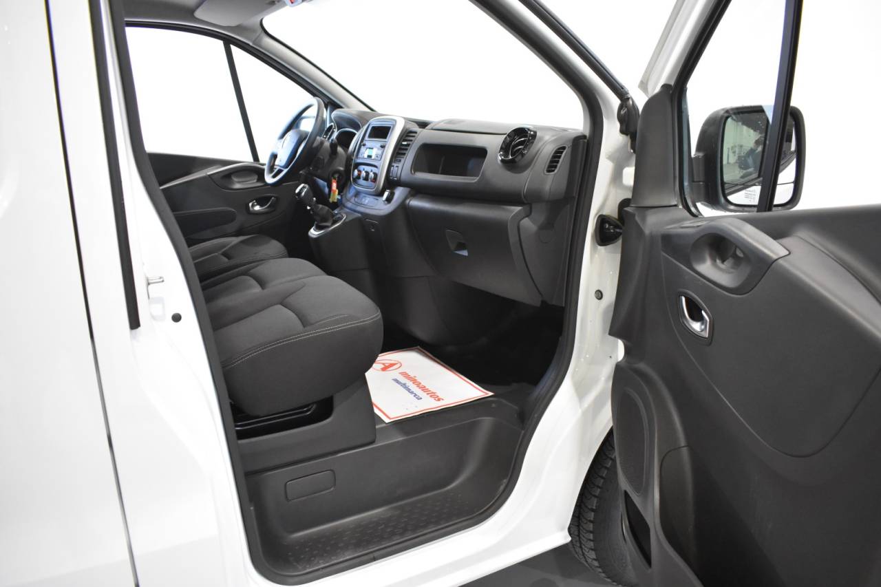 RENAULT TRAFIC en Minoautos