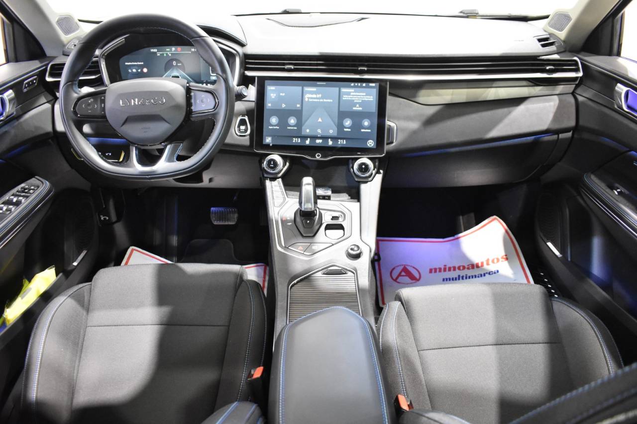 LYNK & CO 01 en Minoautos