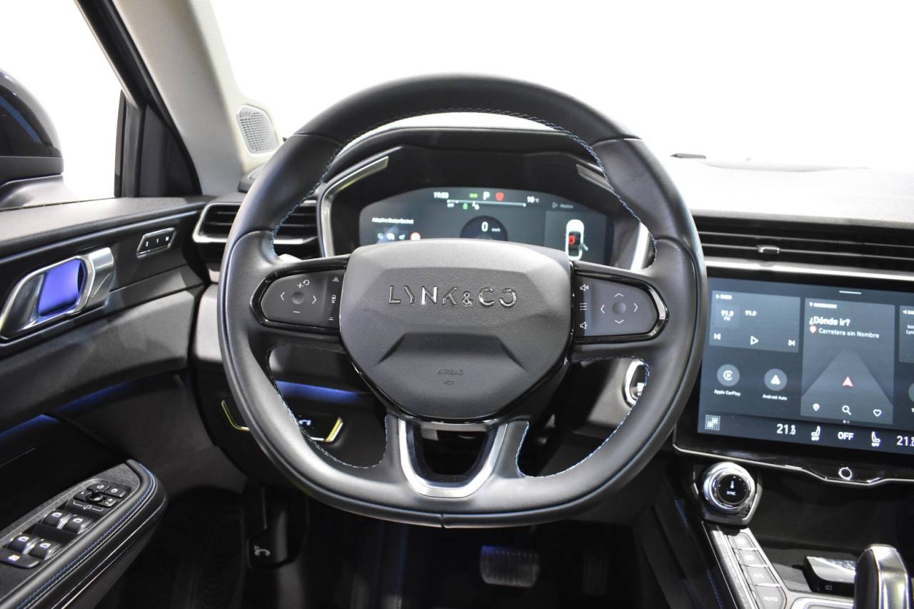 LYNK & CO 01 en Minoautos