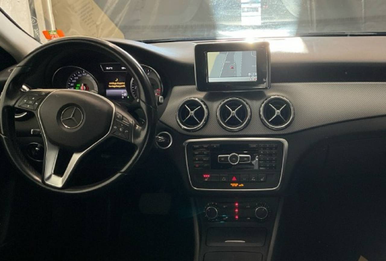 MERCEDES-BENZ GLA en Minoautos