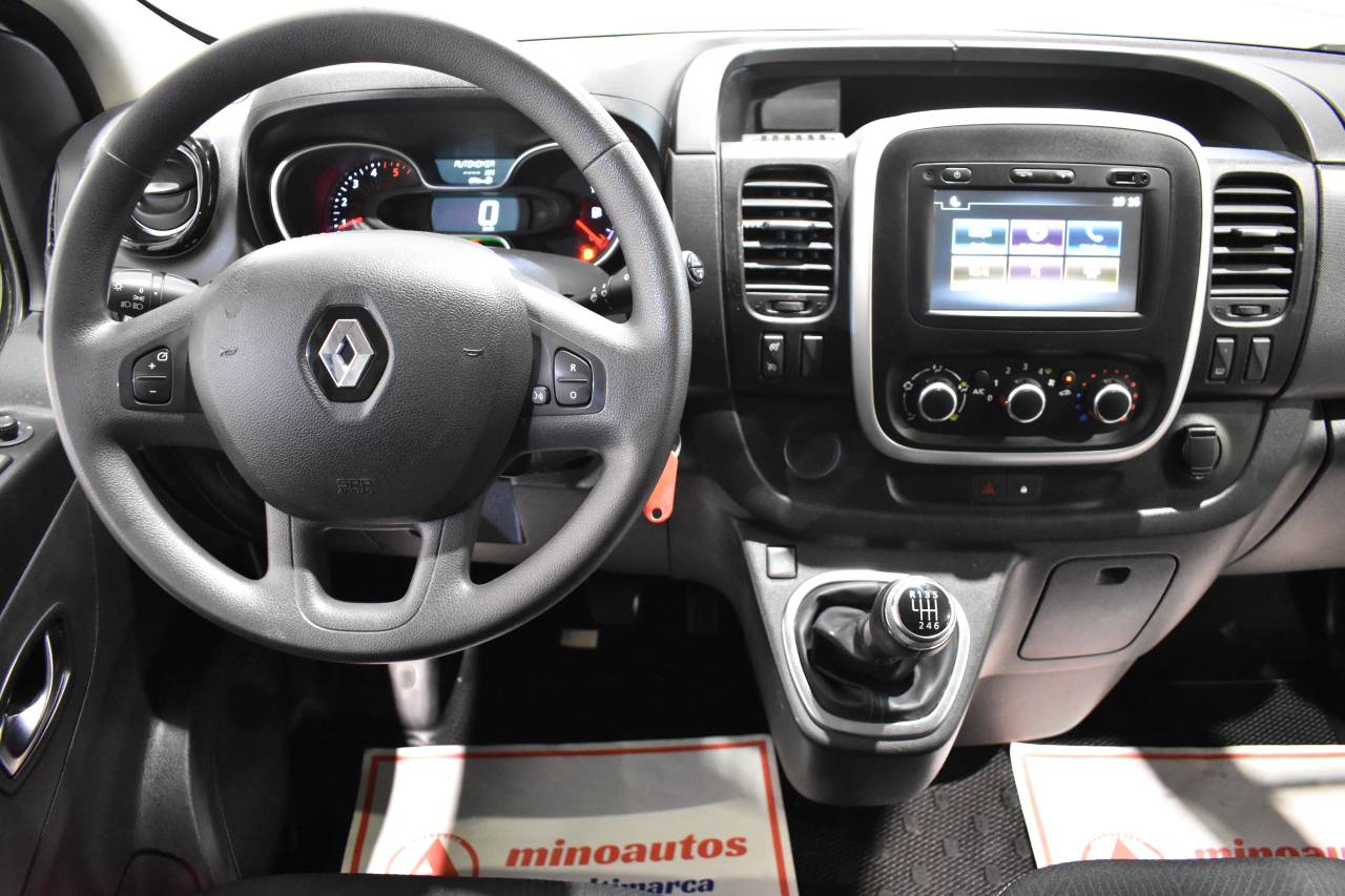 RENAULT TRAFIC en Minoautos