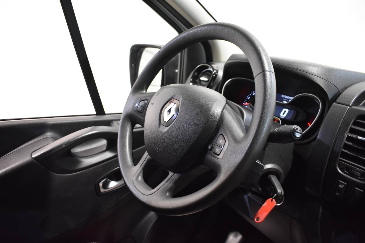 RENAULT TRAFIC en Minoautos