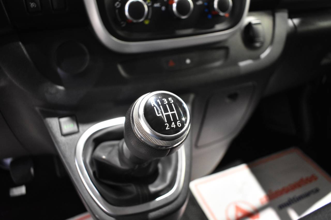 RENAULT TRAFIC en Minoautos