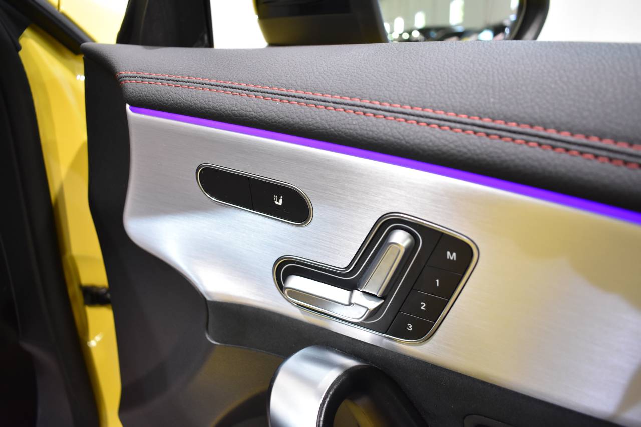 MERCEDES-BENZ CLA en Minoautos