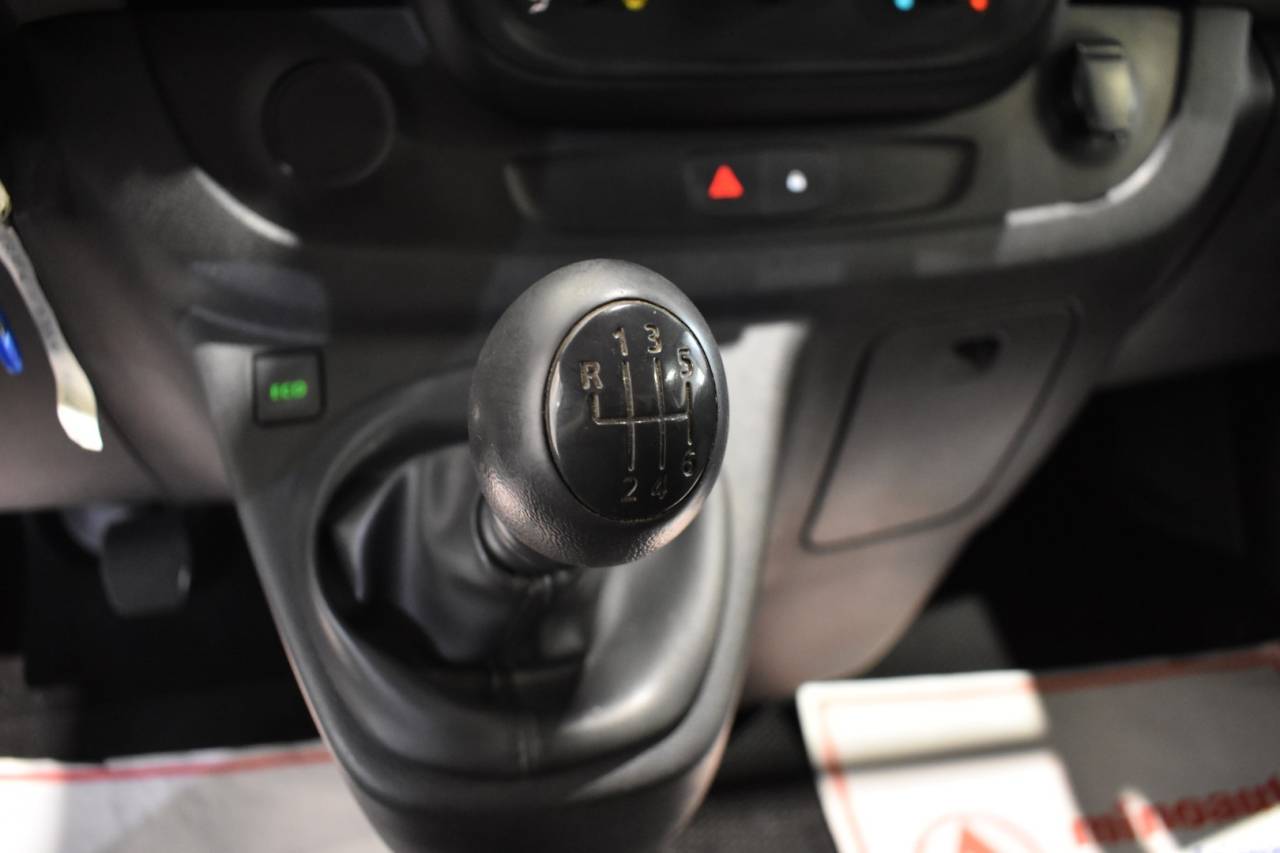 RENAULT TRAFIC en Minoautos